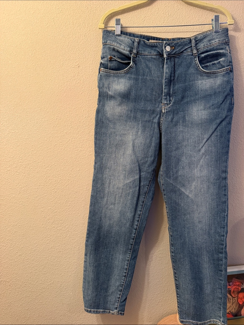 Pilcro Straight-Leg Midwash Jeans in Blue